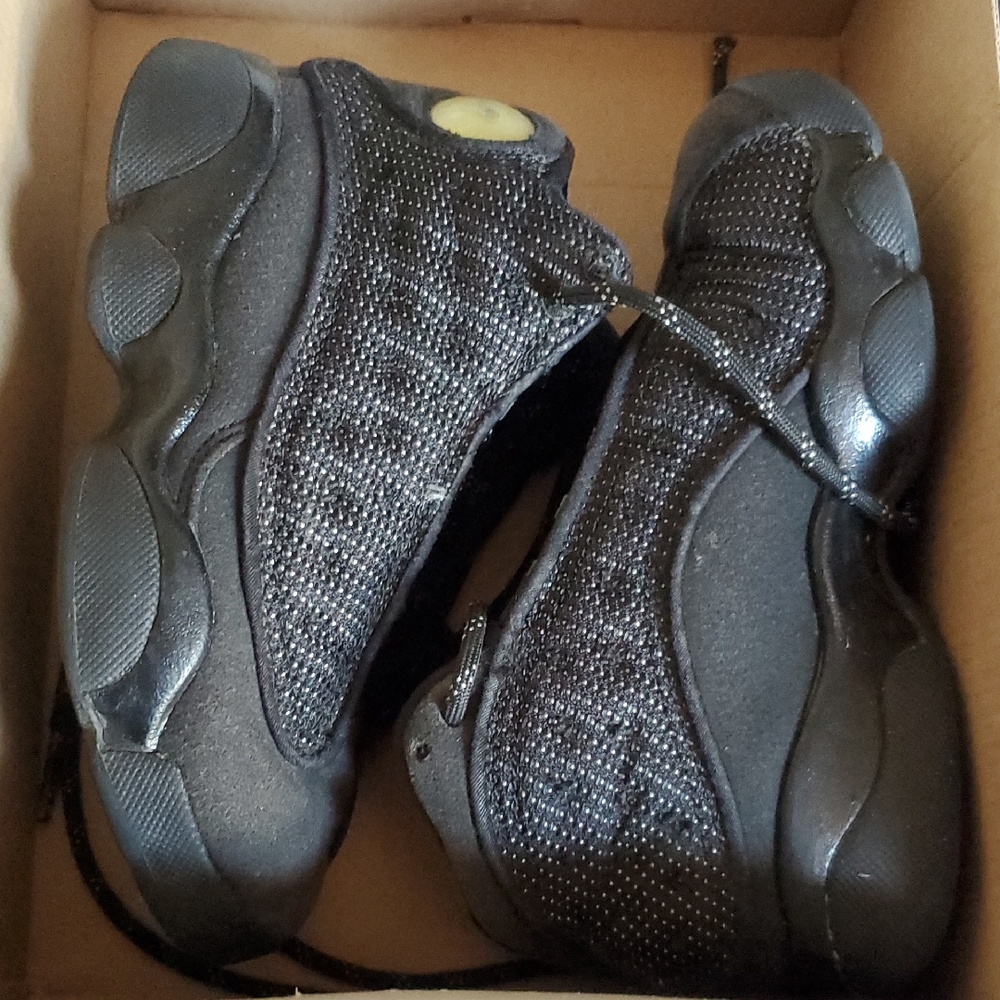 Air Jordan 13 Retro BLACK CAT Kids Size 11C